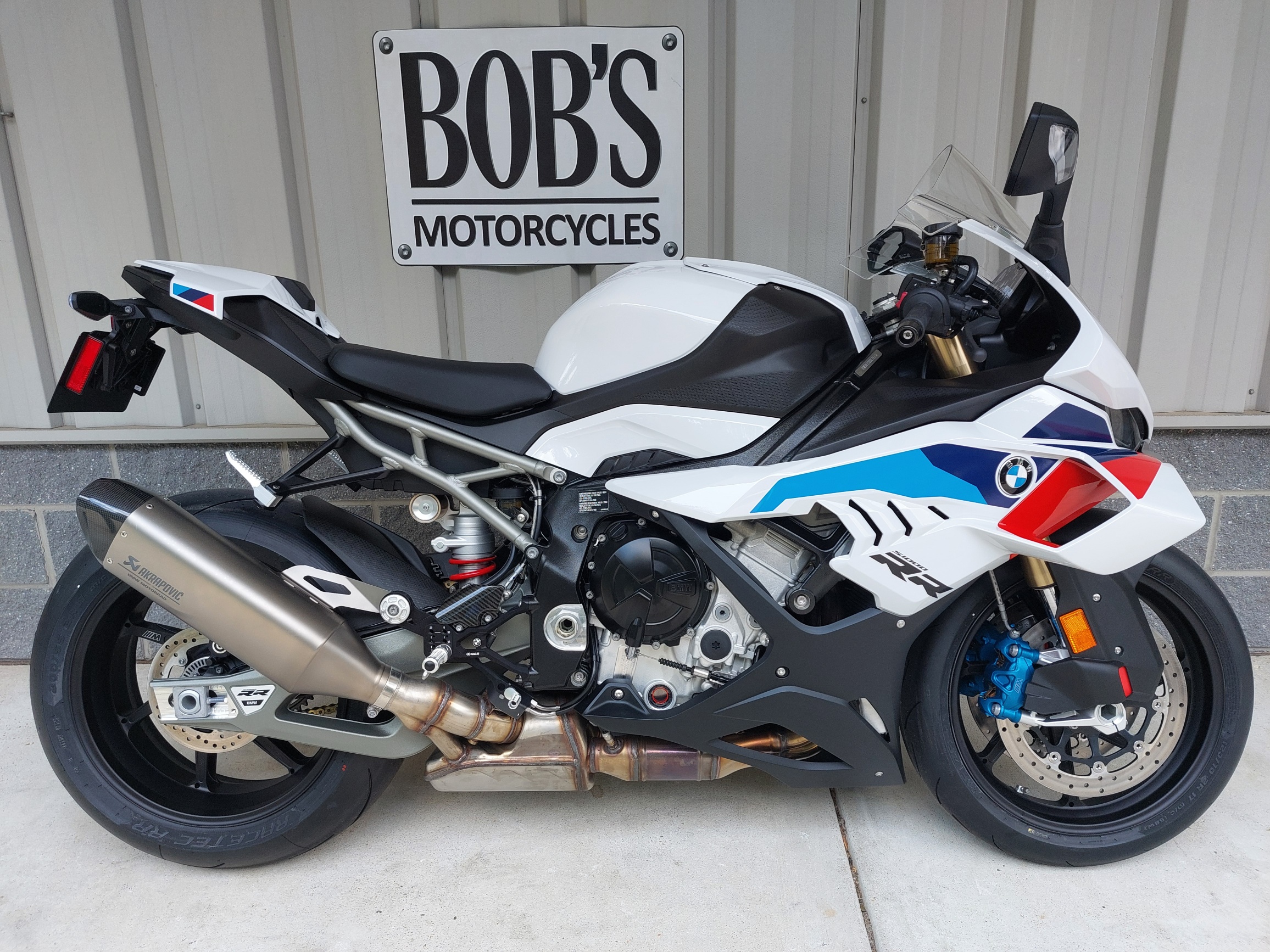 S1000RR
SC-PROJECT
S1スリップオンサイレンサー 2025 BMW S 1000 RR vs 2025 Kawasaki Ninja® ZX™-10R near