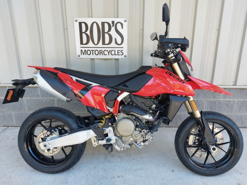 2026 DUCATI Hypermotard 698