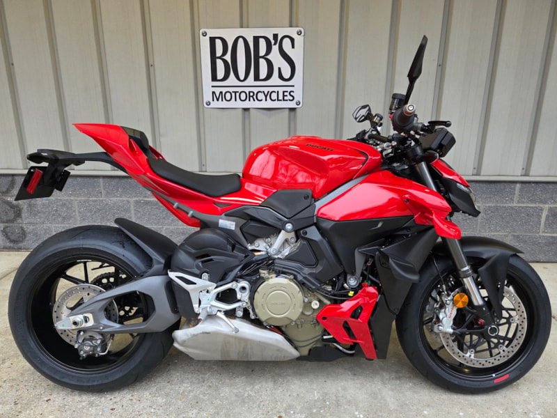 2026 DUCATI Streetfighter V4