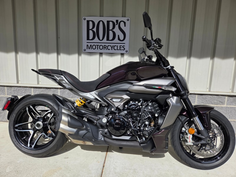 2026 DUCATI XDIAVEL V4