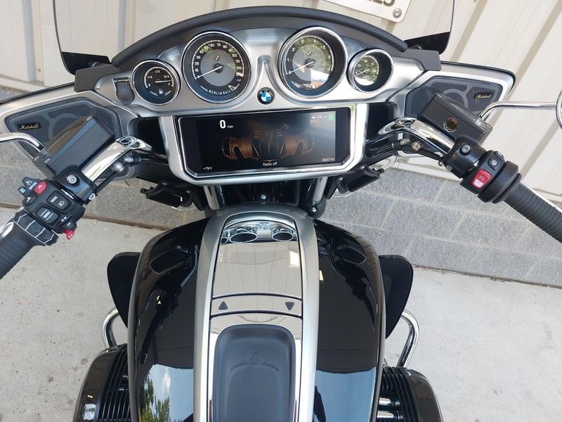 2023 BMW R 18 Transcontinental - Black Storm Metallic