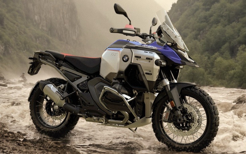 Discover the BMW EasyRide Program at Bobs Motorcycles, serving Alexandria, VA Residents