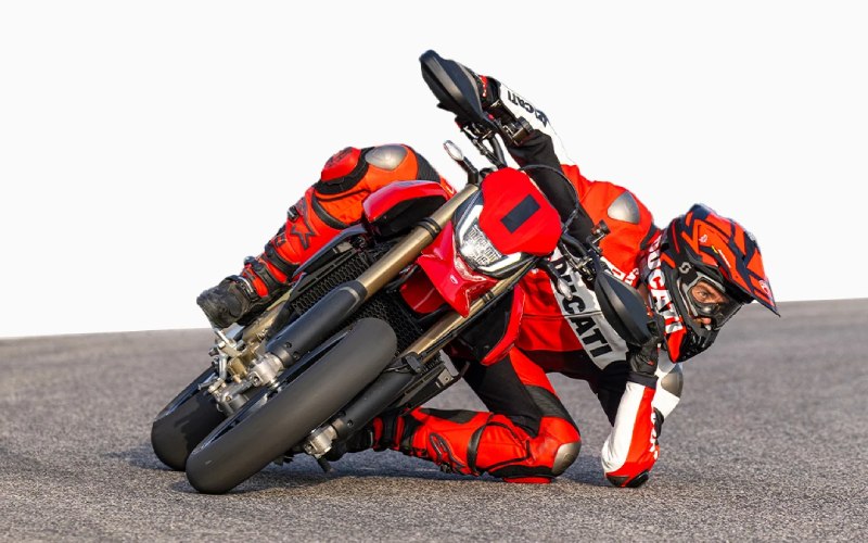 The 2025 Ducati Hypermotard 698 Mono Near Baltimore, MD