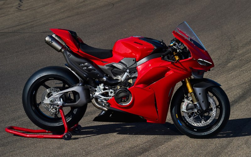 Discovering the 2025 Ducati Panigale V2 near Alexandria, VA