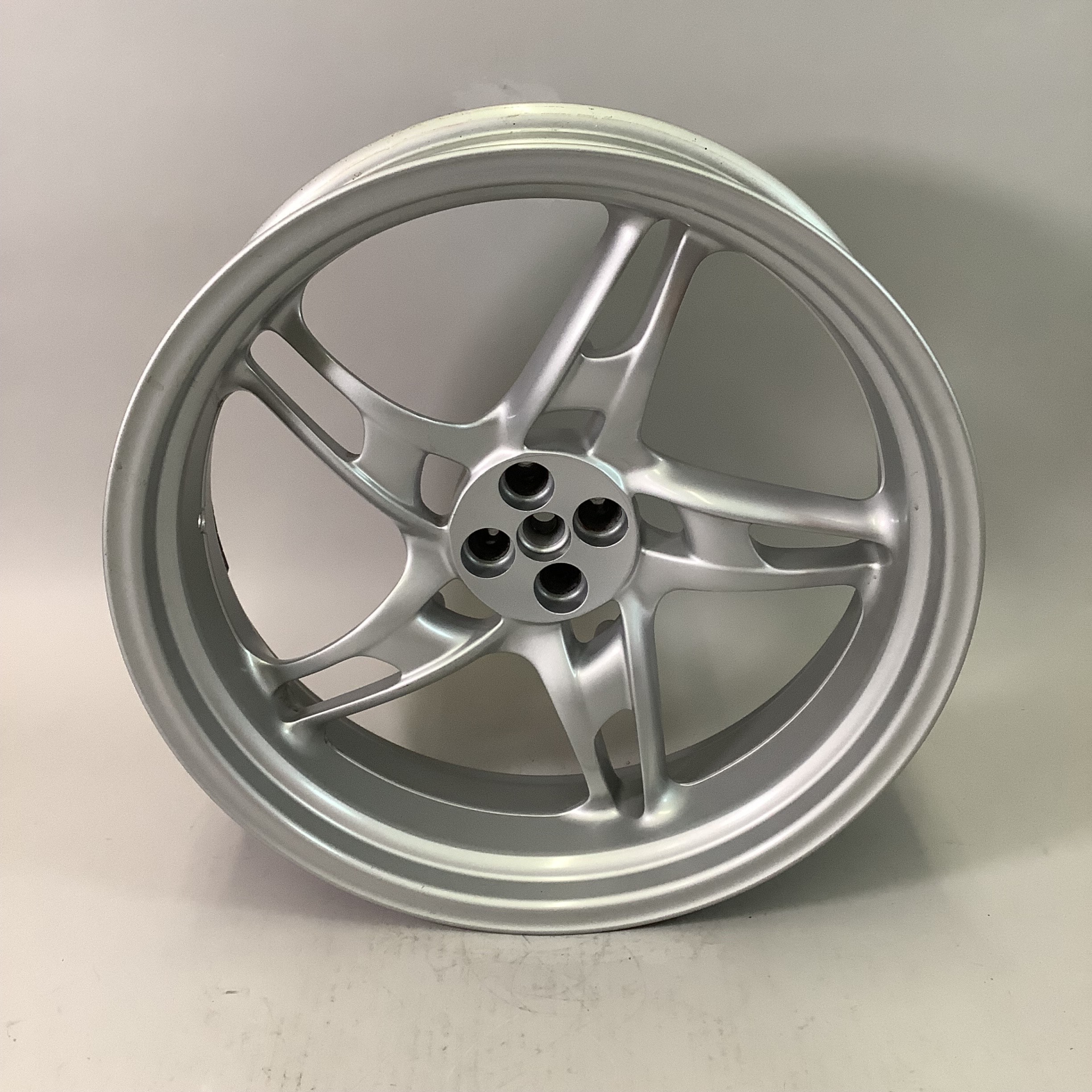 Rear Wheel Silver OEM for BMW R1100R/1150R Series 1996-2007 | Bob’s ...