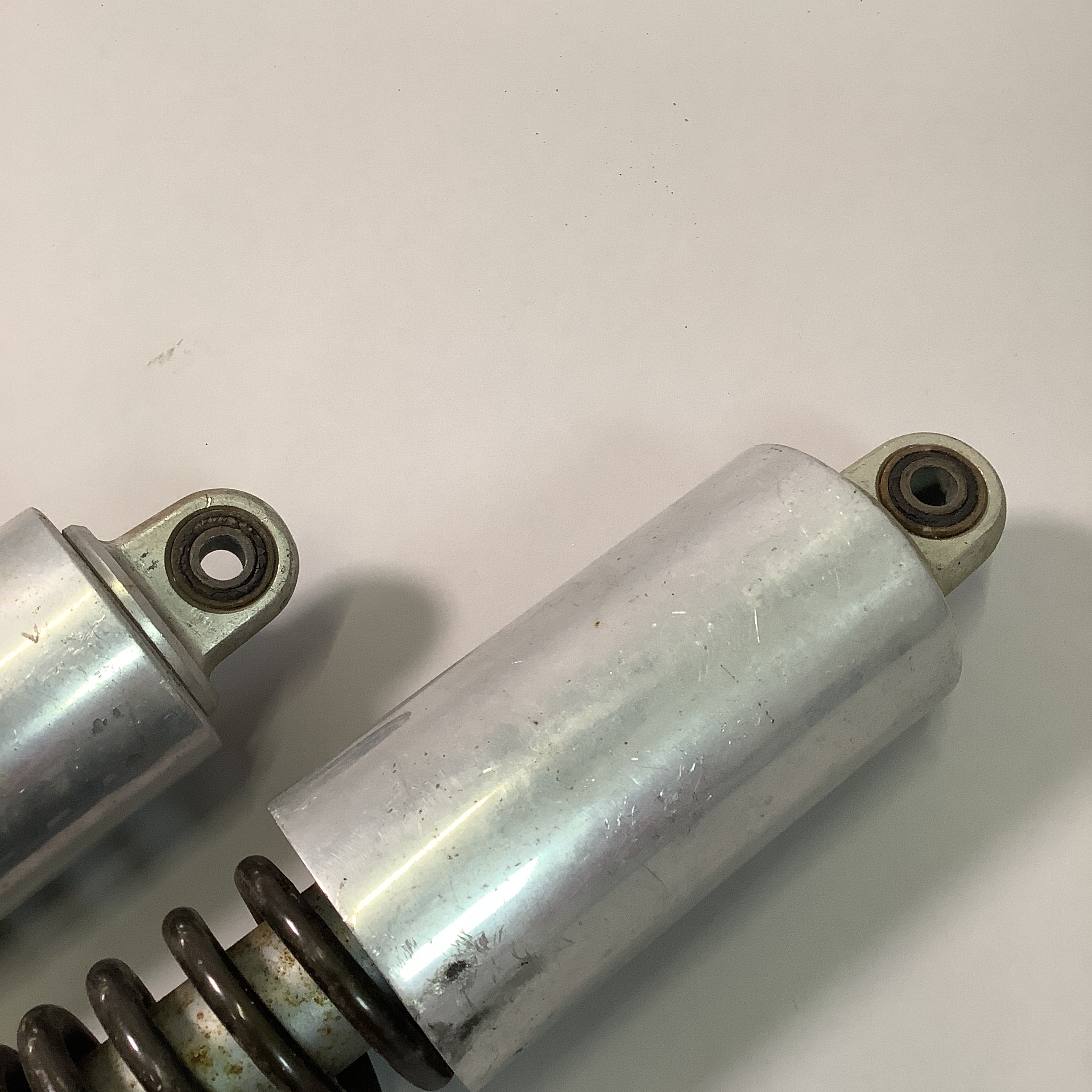 Pair of Rear Shocks for BMW /5 | Bob’s Motorcycle’s – Jessup, MD