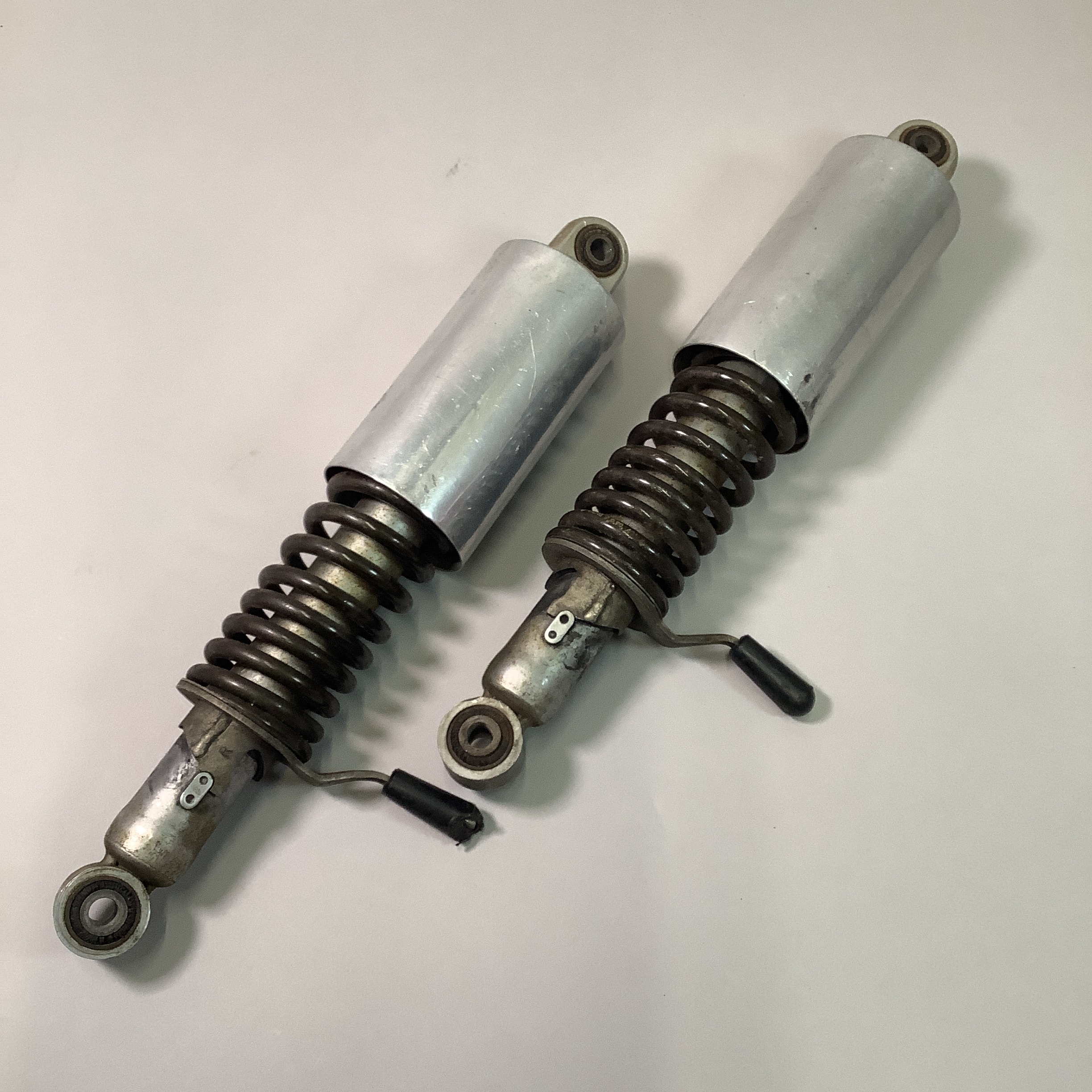 Pair of Rear Shocks for BMW /5 | Bob’s Motorcycle’s – Jessup, MD