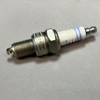 Spark Plug W6DC for 1970-'84 Airheads (See Applications)