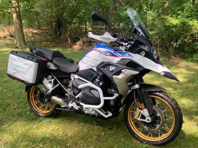 AltRider Crash Bars for the BMW R 1250 GS | Bob’s Motorcycle’s – Jessup, MD